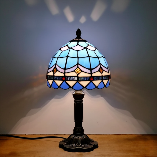 Retro gullfarget barokk LED-lampe